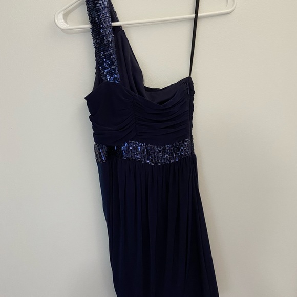 B. Smart going out dress. Sequin and ruching detail. - Picture 3 of 3